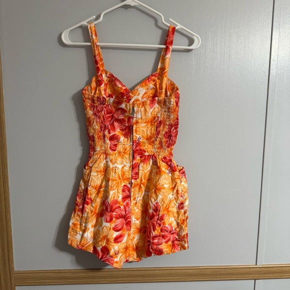 Royal Hawaiian Floral Romper Size XS - Picture 2 of 13